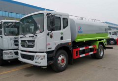 下雨后，灑水車上路作業(yè)，是否多此一舉？