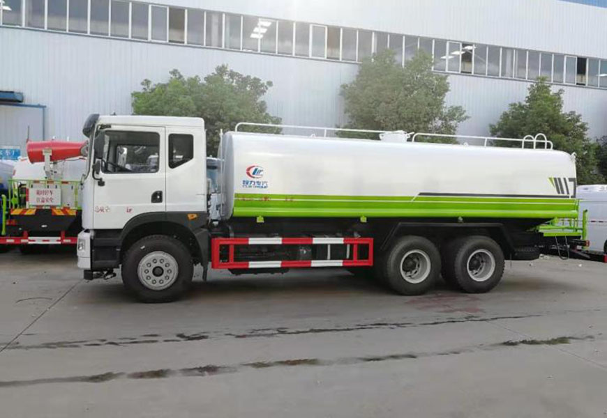 國(guó)六東風(fēng)華神灑水車(chē)