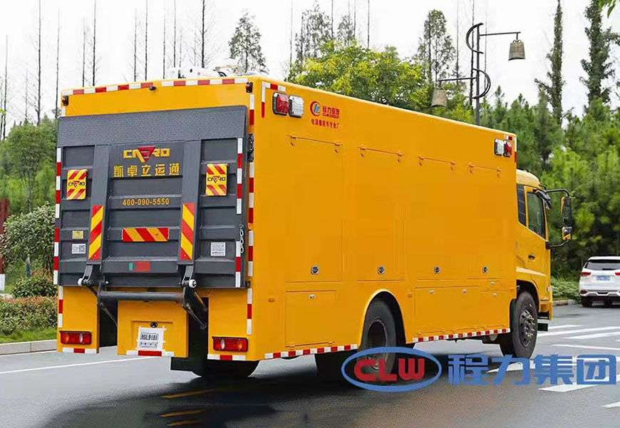 東風(fēng)天錦排水搶險(xiǎn)救援車