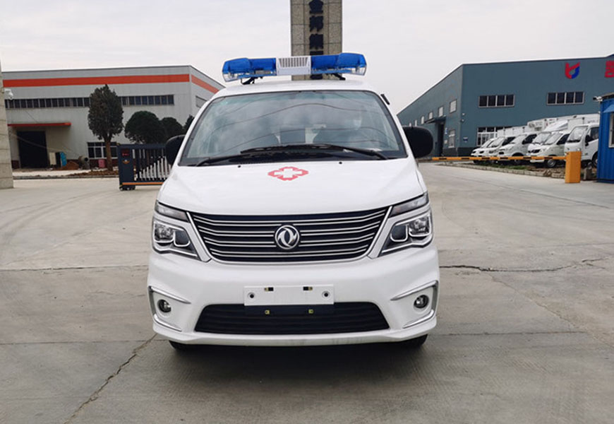 國(guó)六東風(fēng)風(fēng)行救護(hù)車