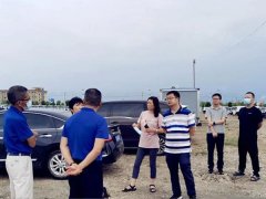 東風(fēng)商用車公司中部戰(zhàn)區(qū)總經(jīng)理鄭春蒂一行赴程力集團考察調(diào)研