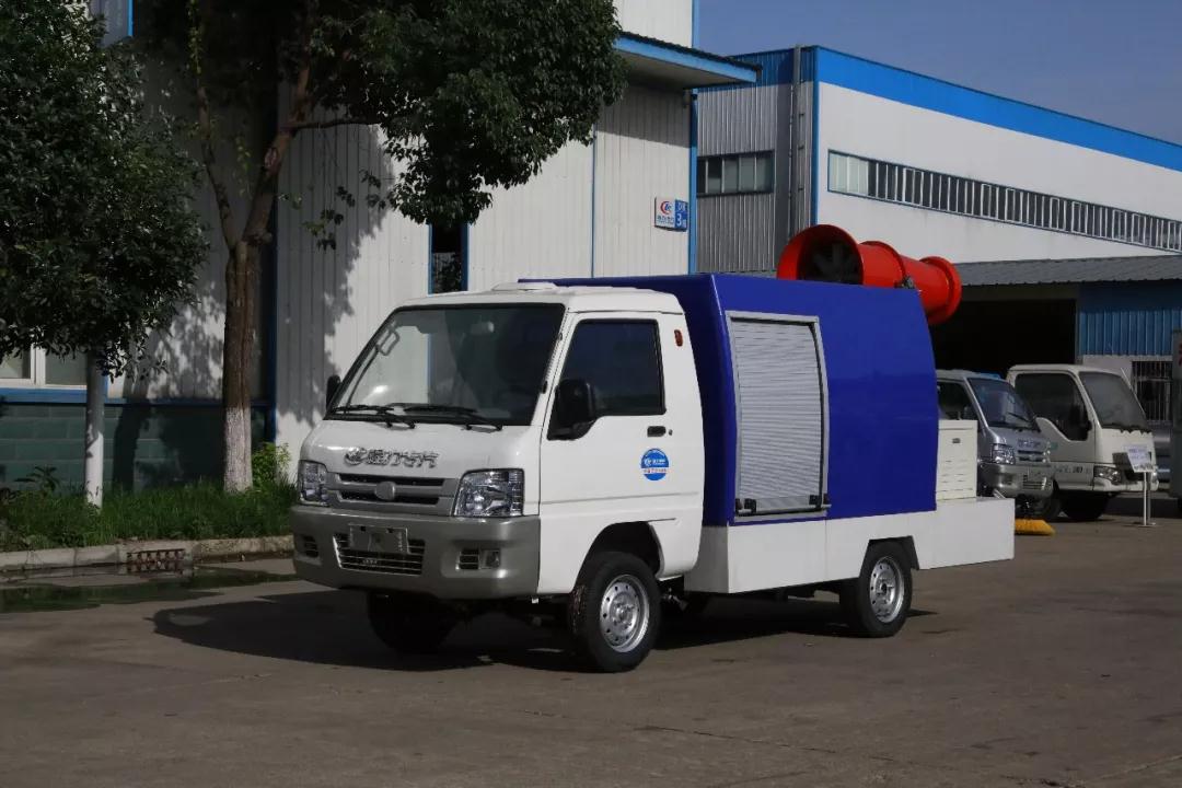 程力新能源人工智能搶險(xiǎn)救援車(chē)首批訂單圓滿(mǎn)交車(chē)，為國(guó)家電網(wǎng)提供一流產(chǎn)品